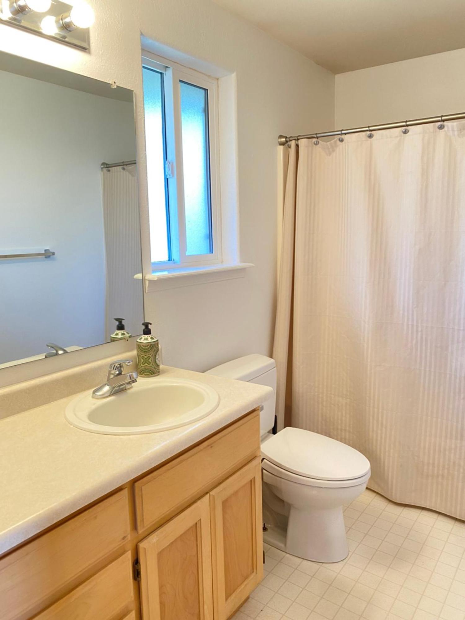 Villa Hot Tub! King Bed-Firepitt-Near Airport& Freeway à Medford Extérieur photo